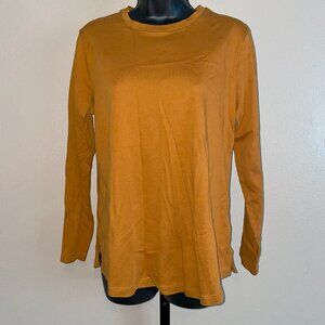 A372671** Isaac Mizrahi Live] Essentials Pima Cotton Crew Neck Knit Top